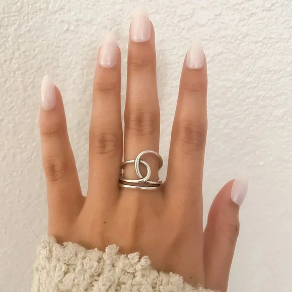 925 Sterling Silver Big Knot Statement Ring Dainty Adjustable Ring Twist Ring - Picture 2 of 10